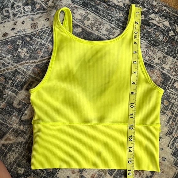 Lululemon Power Pivot Tank Ribbed Crop Reversible Yellow Neon Size Small (4/6) - Picture 3 of 7